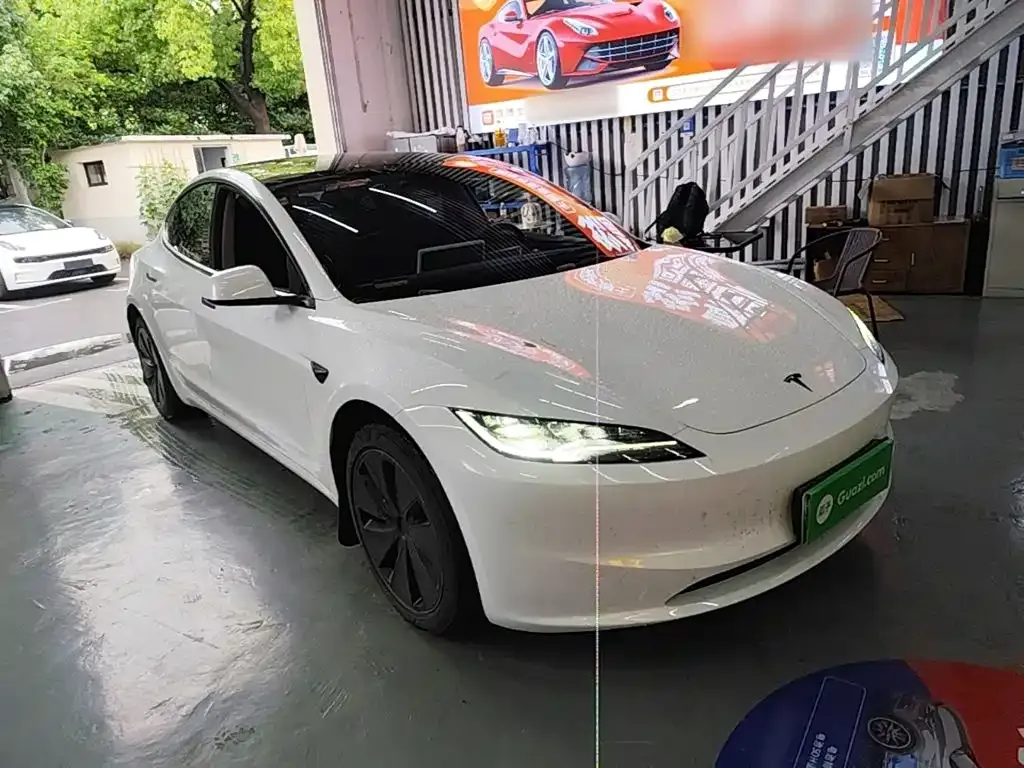 Tesla Model 3 — фото 2