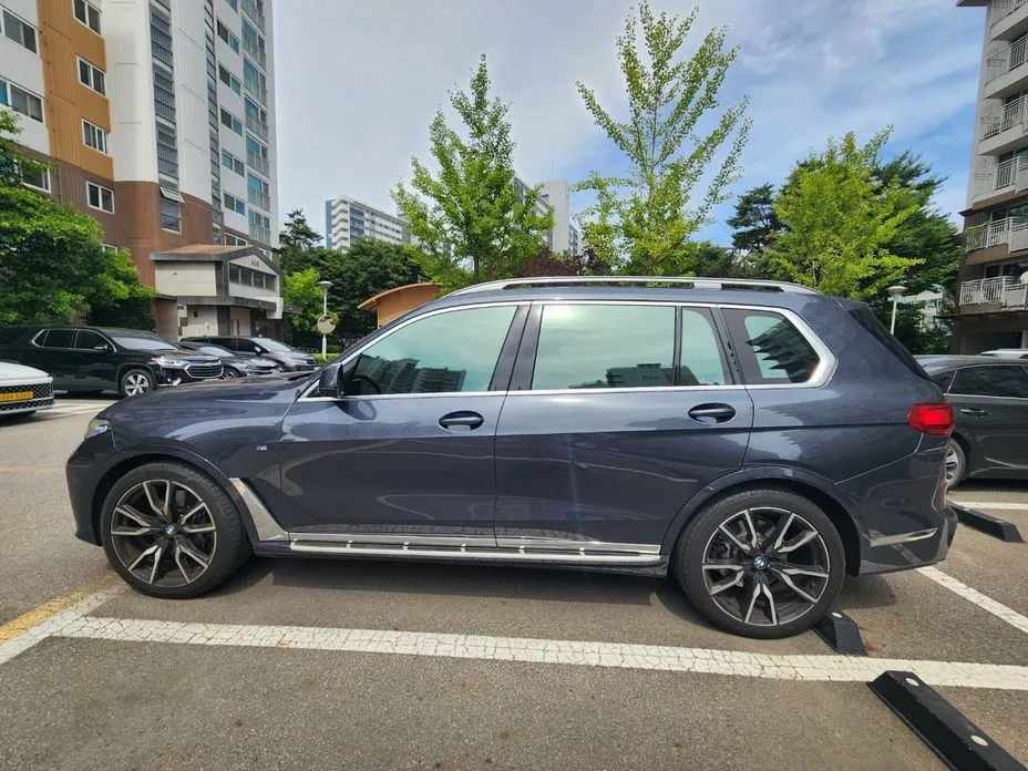 BMW X7 2021 из KR, фото 9