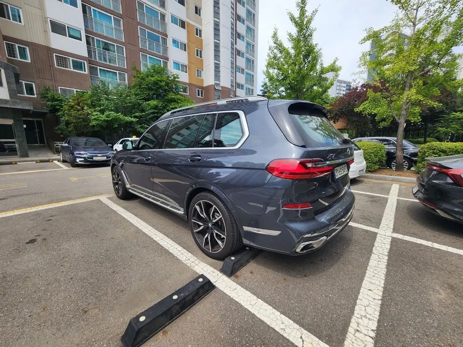 BMW X7 2021 из KR, фото 5
