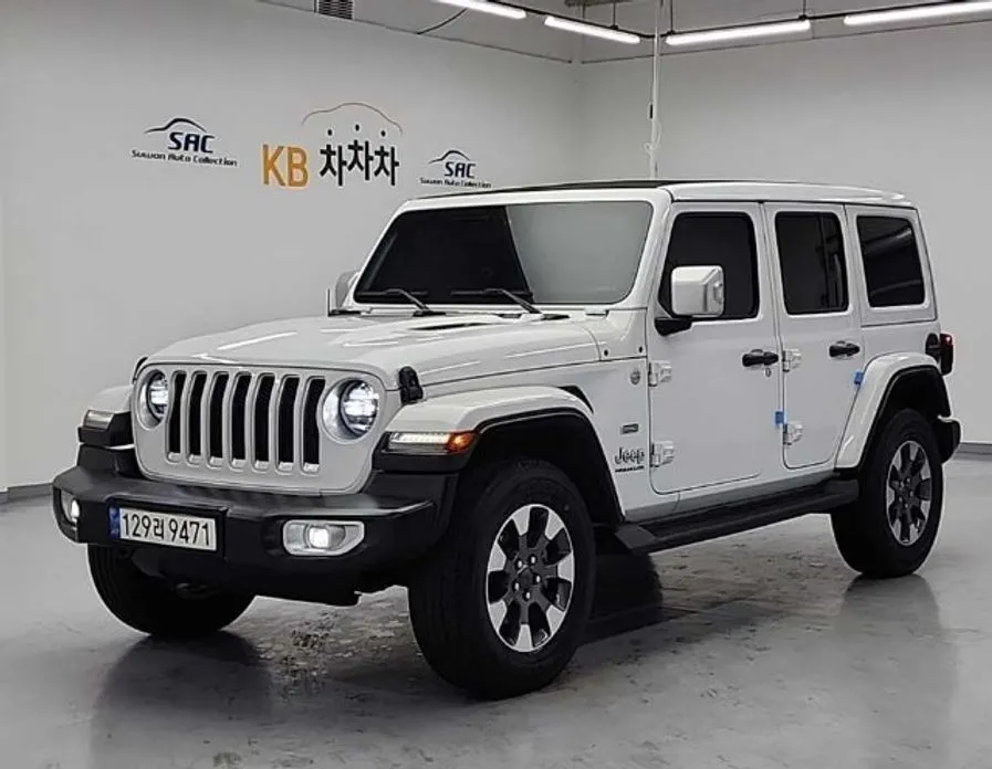 Jeep Wrangler — фото 1
