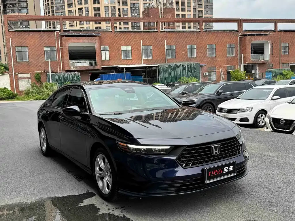 Honda Accord — фото 7