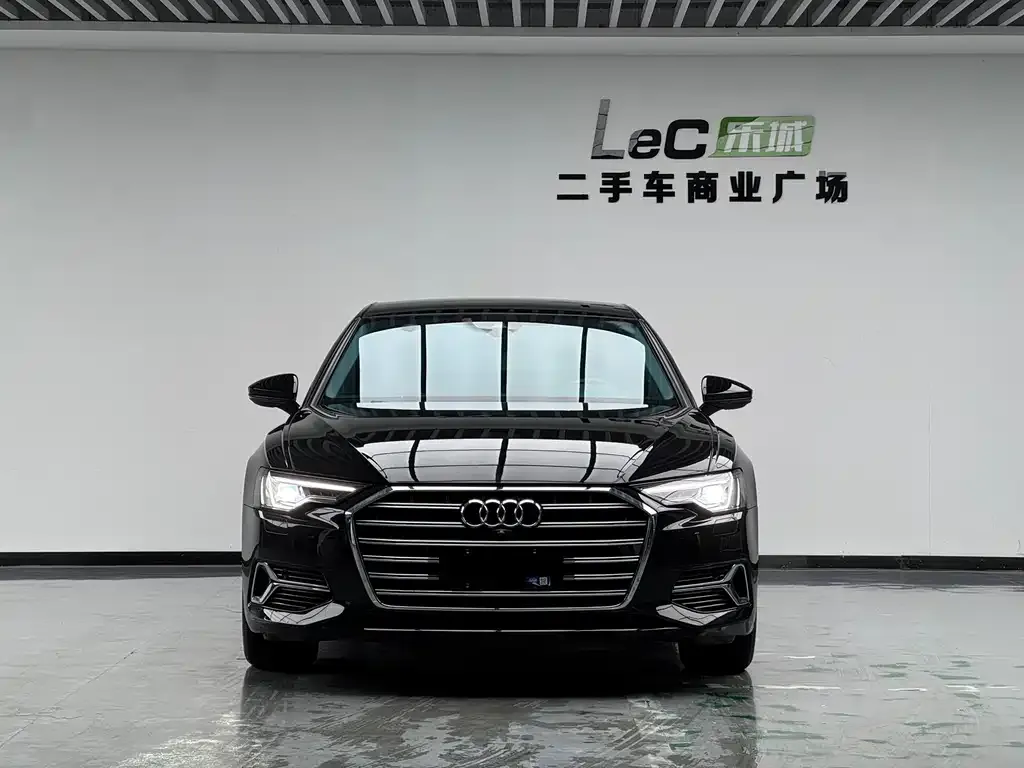 Audi A6L — фото 2