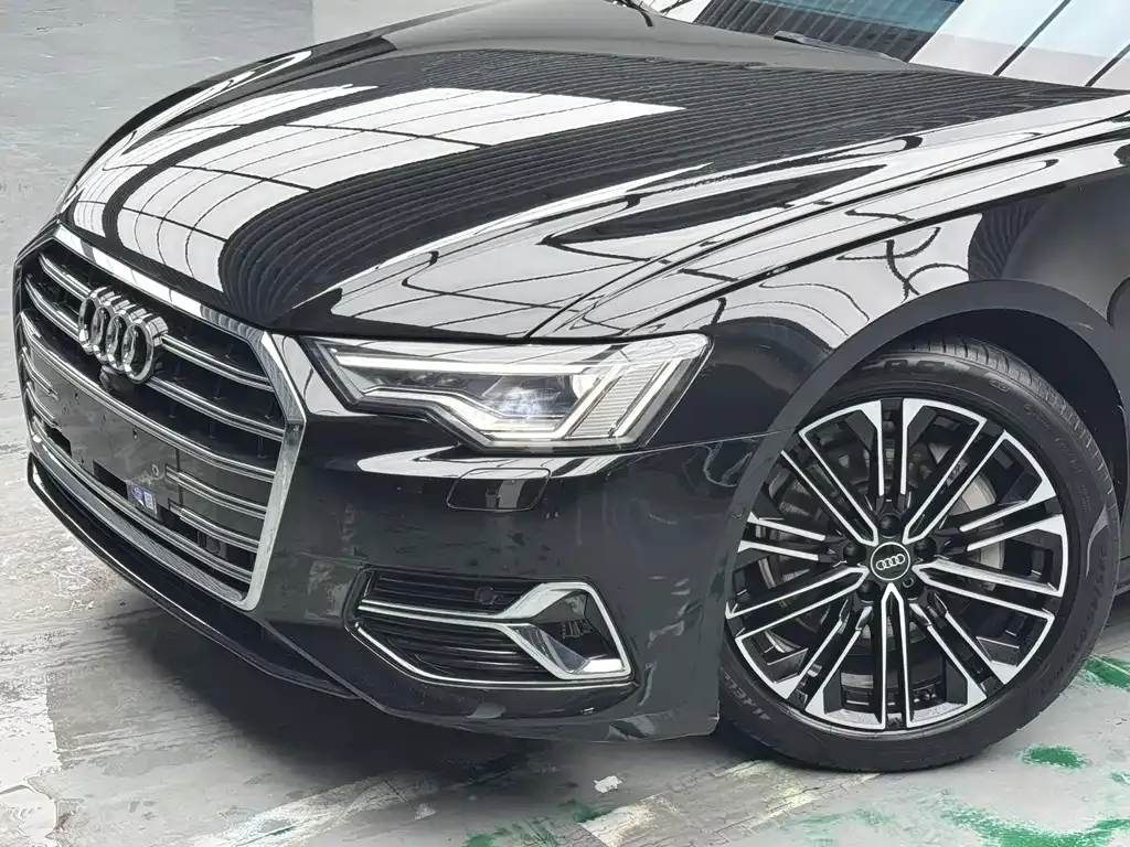 Audi A6L — фото 6