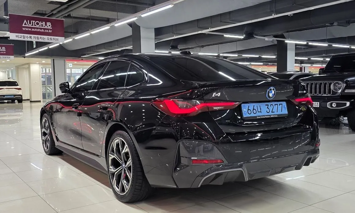 BMW i4 2024 из KR, фото 8