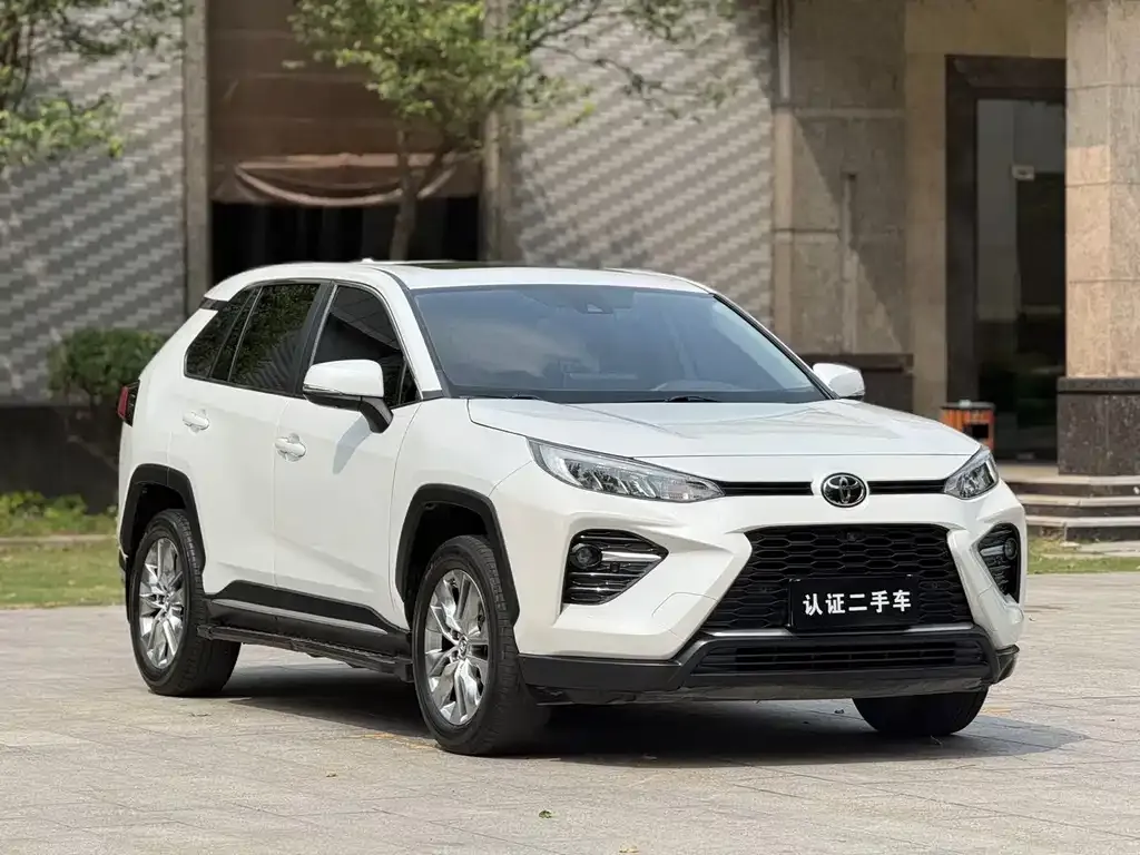 Toyota Wildlander — фото 10