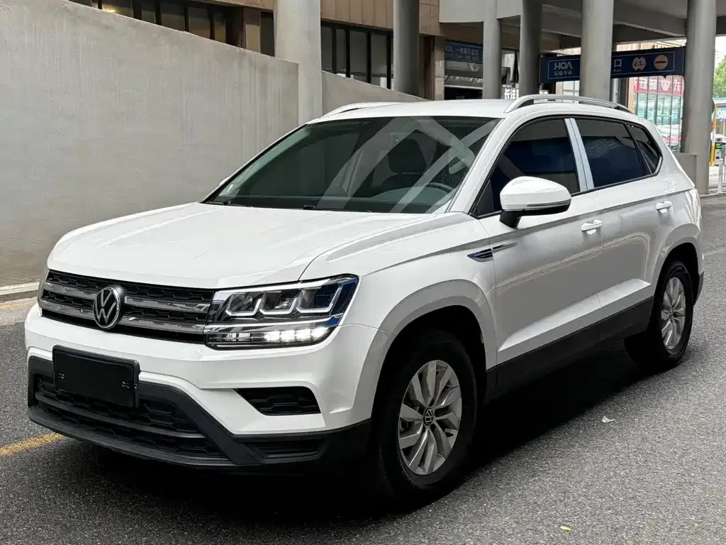 Volkswagen Tharu — фото 1