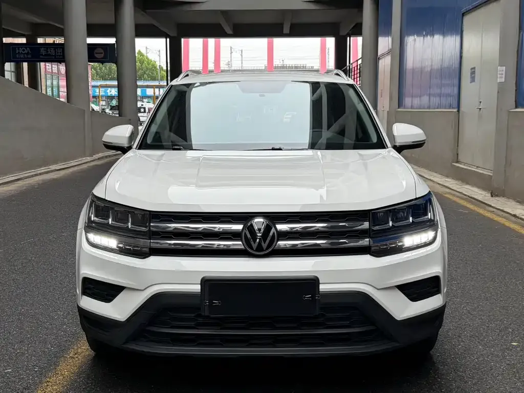 Volkswagen Tharu — фото 4