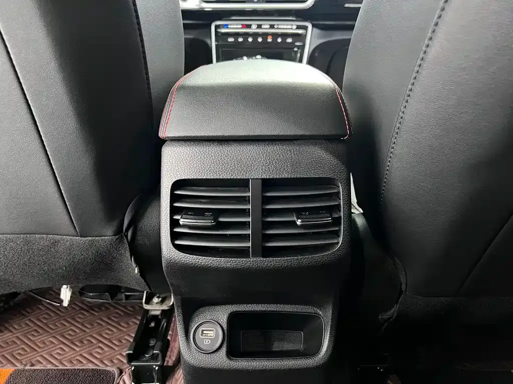 Kia KX3 — фото 5