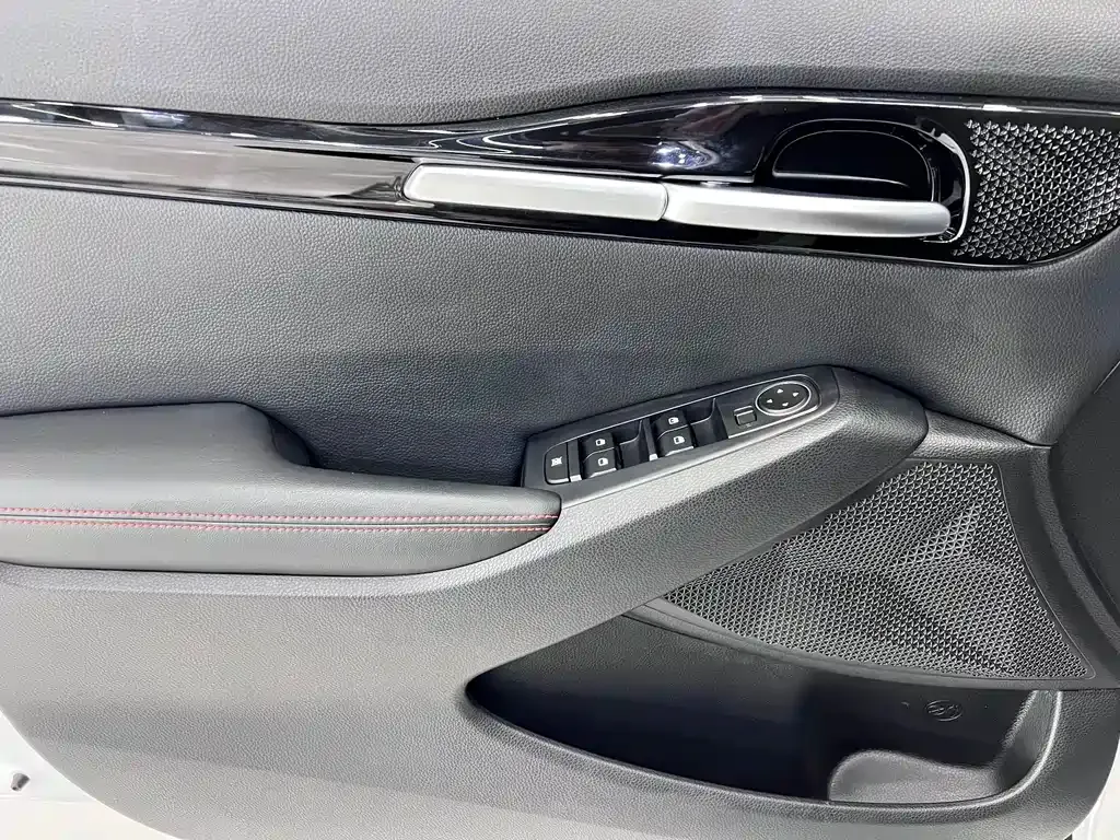 Kia KX3 — фото 10