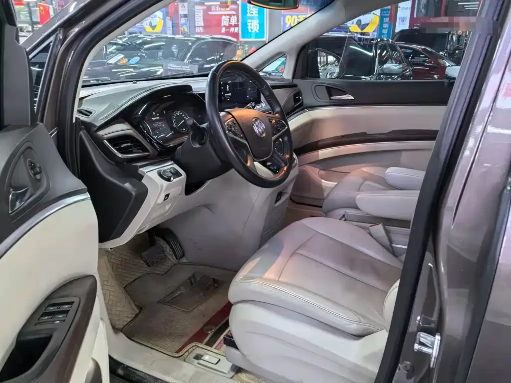 Buick GL8 2023 из CN, фото 8