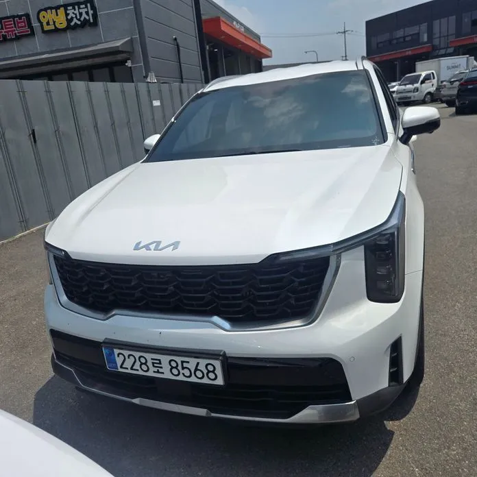 Kia Sorento — фото 9