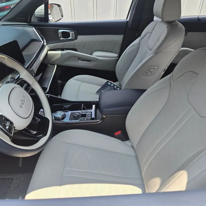 Kia Sorento — фото 7