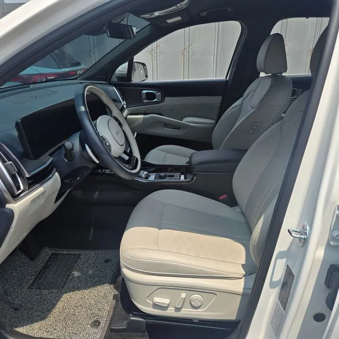 Kia Sorento — фото 10