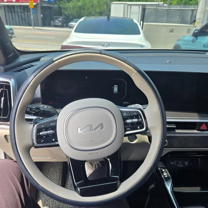 Kia Sorento — фото 6