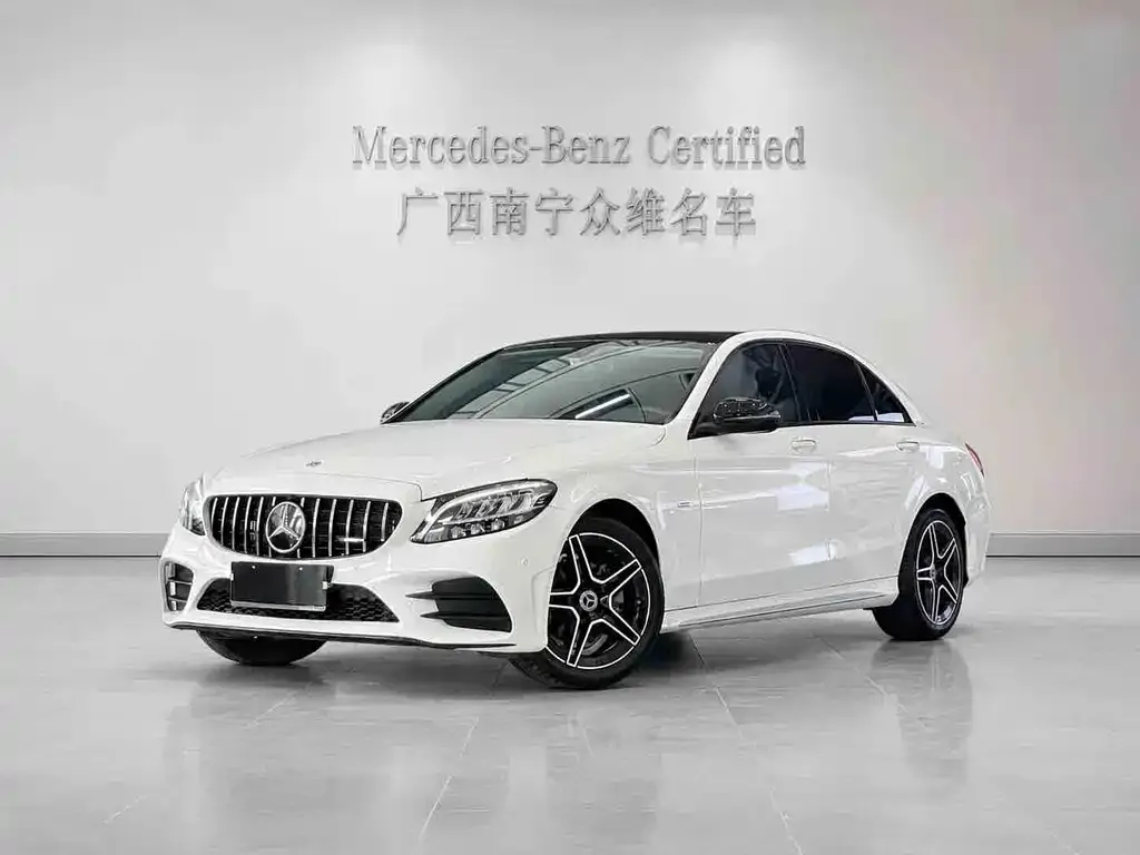 Mercedes-Benz C-Class — фото 1