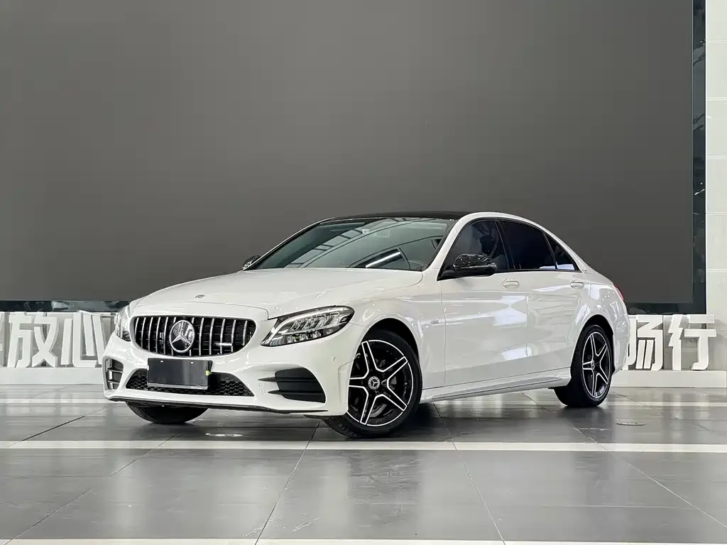 Mercedes-Benz C-Class — фото 7