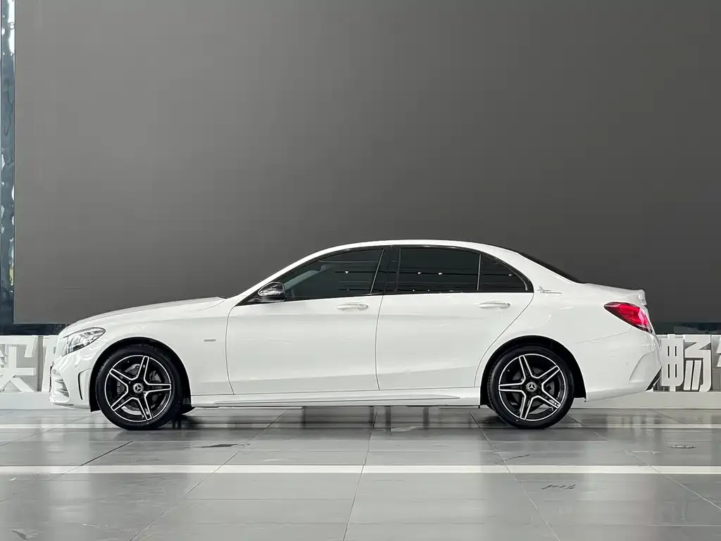 Mercedes-Benz C-Class — фото 3