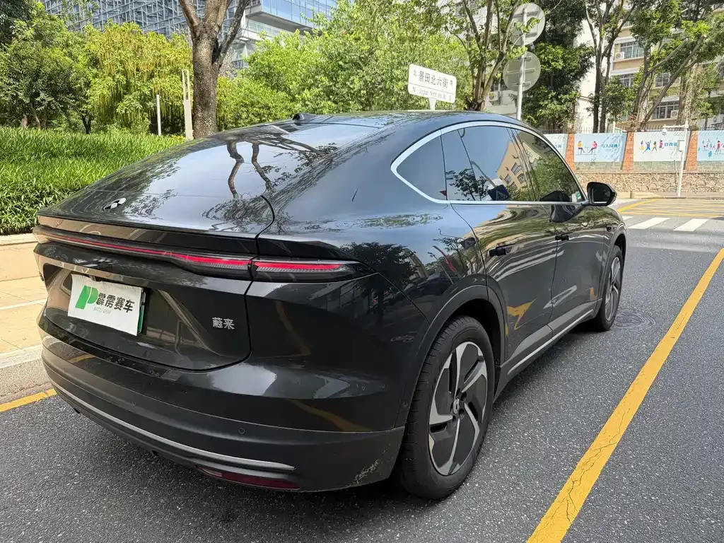 NIO EC6 — фото 10