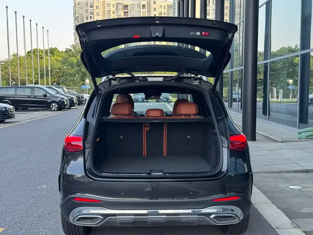 Mercedes-Benz GLC — фото 2