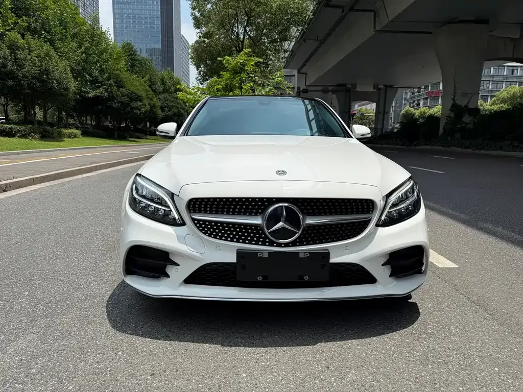 Mercedes-Benz C-Class — фото 1