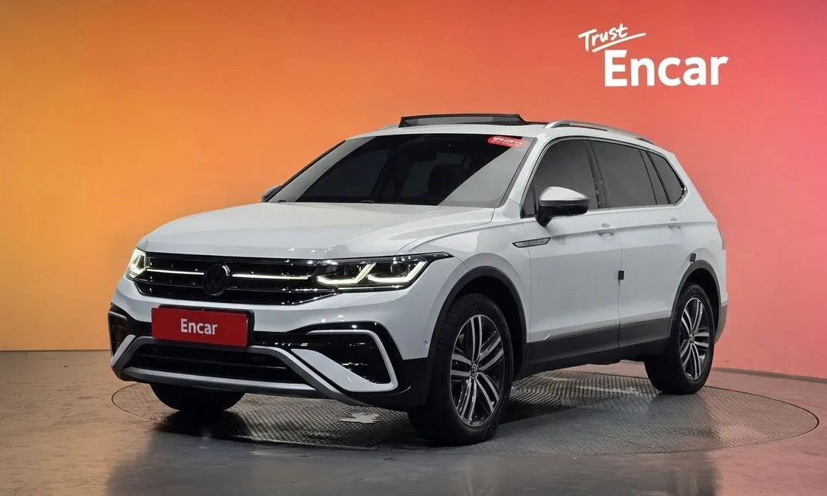 Volkswagen Tiguan — фото 1