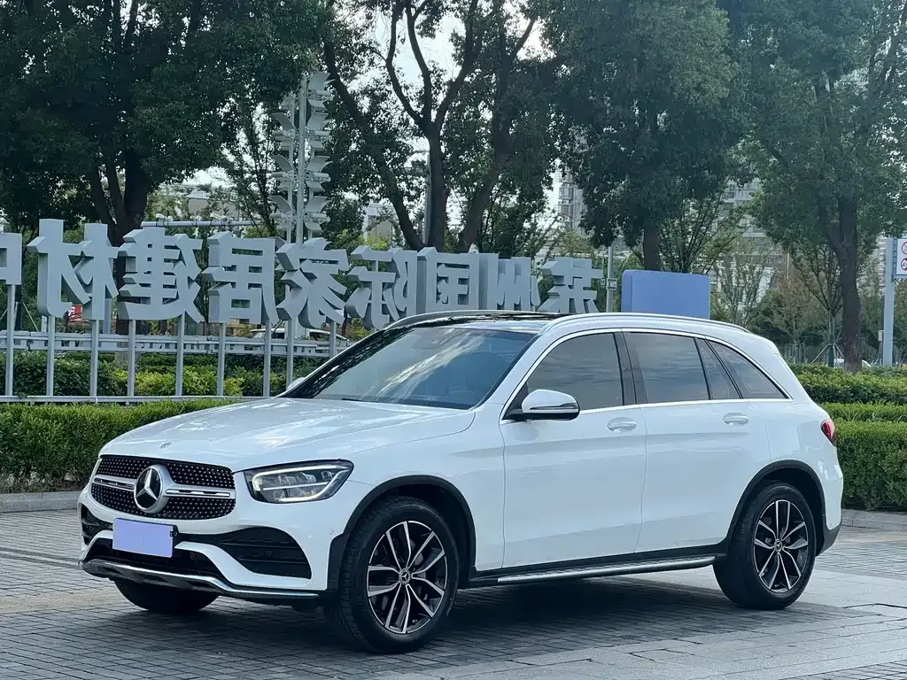 Mercedes-Benz GLC — фото 1