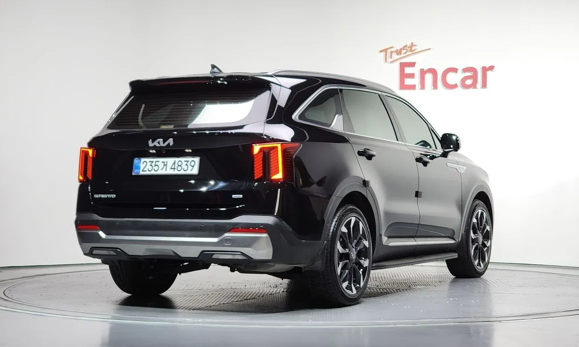 Kia Sorento — фото 3
