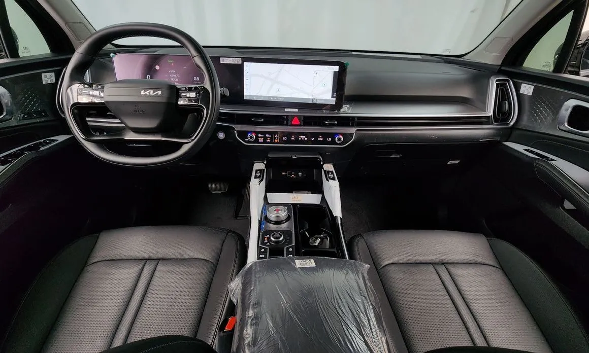 Kia Sorento — фото 10