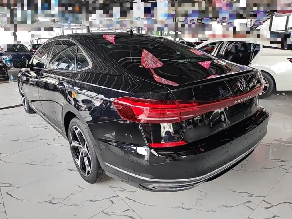 Volkswagen Passat — фото 5