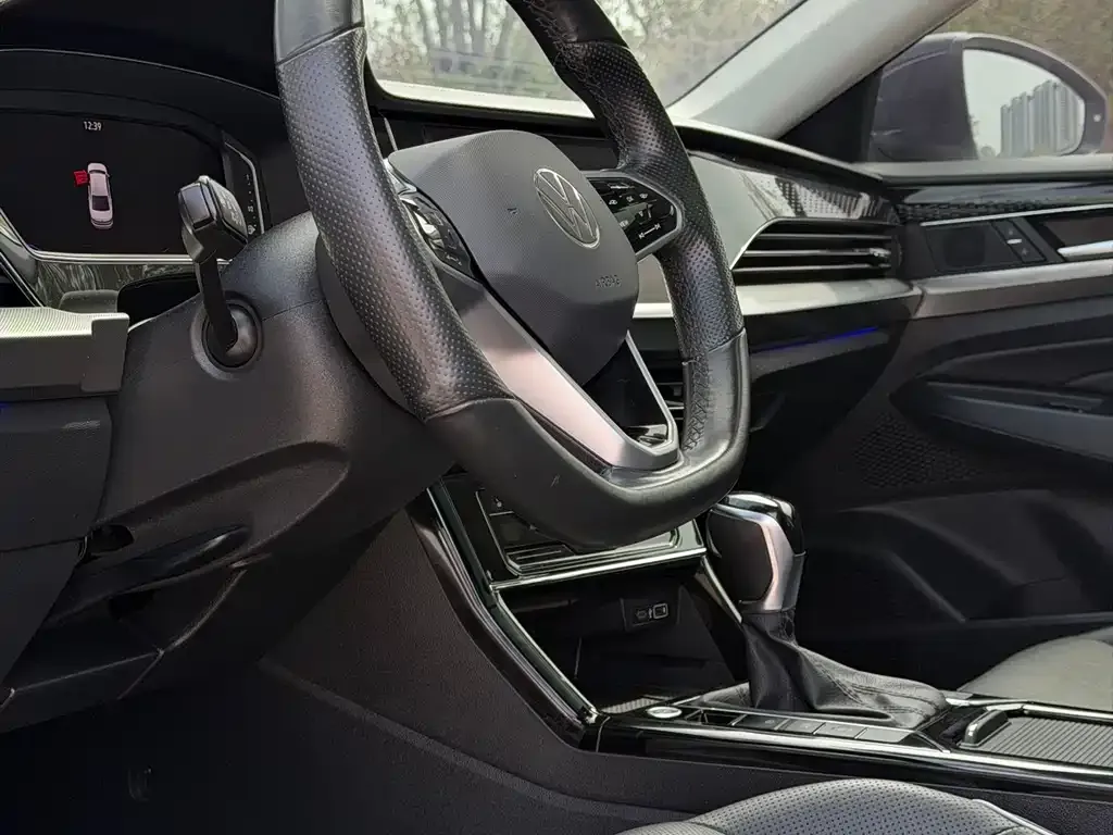 Volkswagen Passat — фото 7