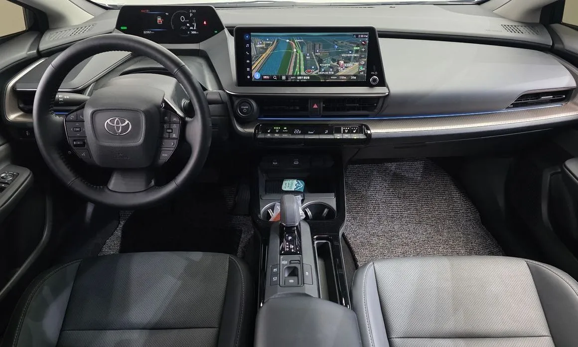 Toyota Prius — фото 8