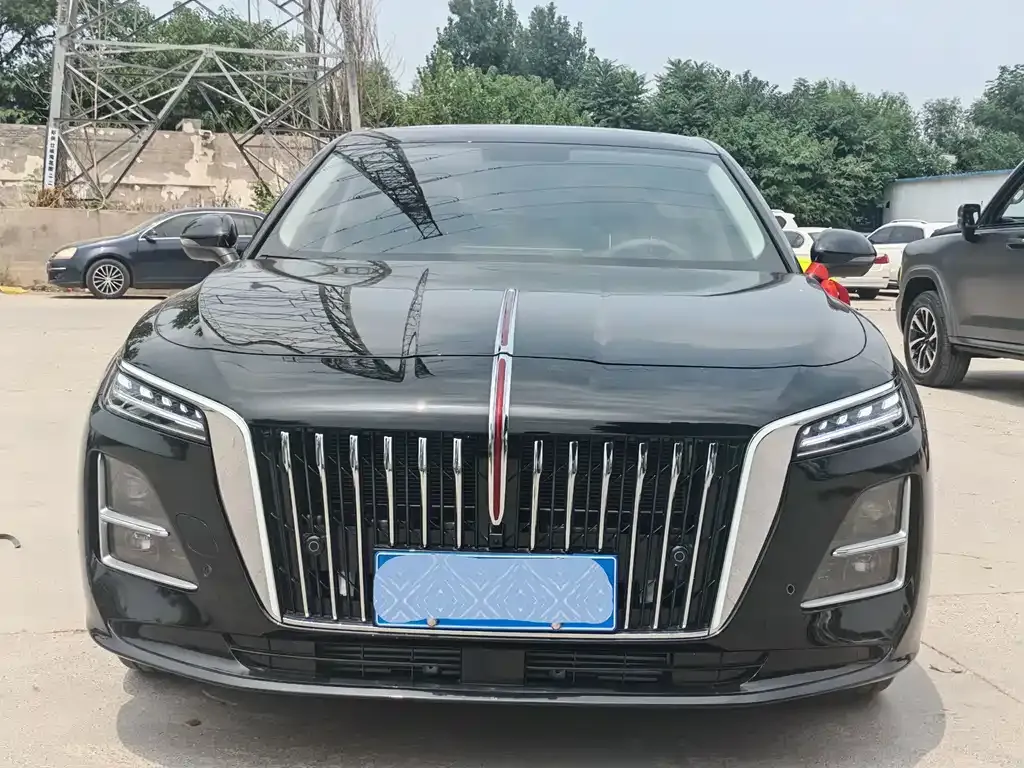 Hongqi H5 — фото 2