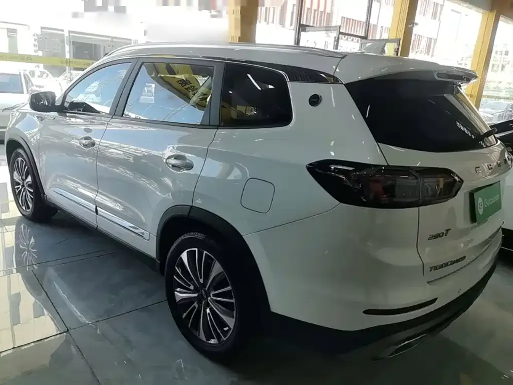 Chery Tiggo 8 PLUS — фото 7