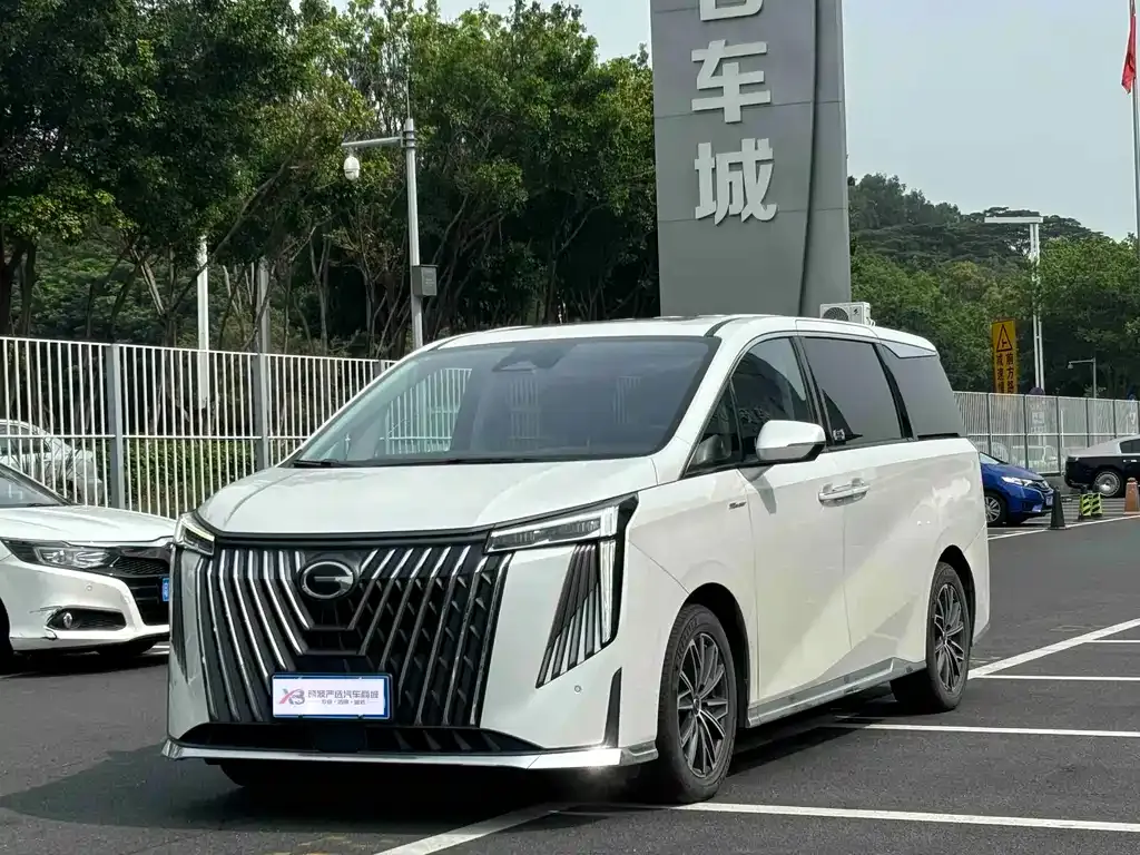 GAC Motor Trumpchi M8 — фото 1