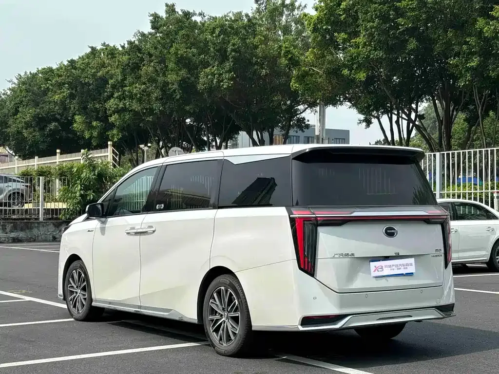 GAC Motor Trumpchi M8 — фото 8