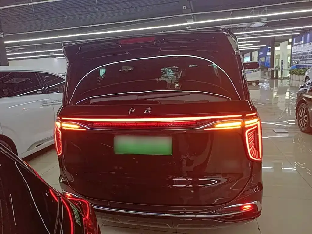 Hongqi HQ9 PHEV — фото 4