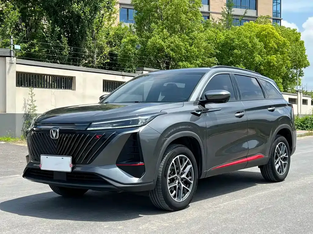 Changan CS75PLUS — фото 1
