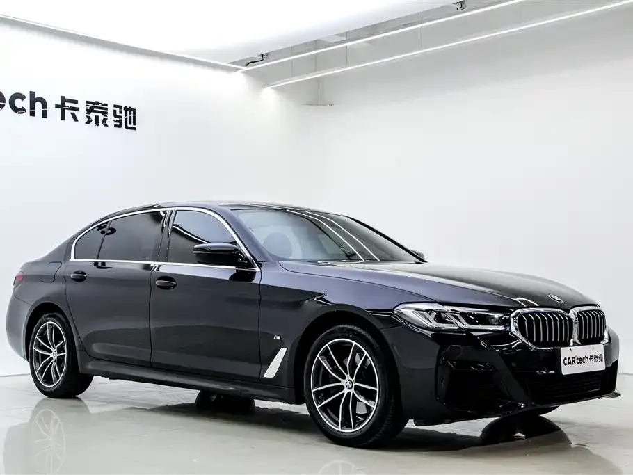 BMW 5 Series — фото 5