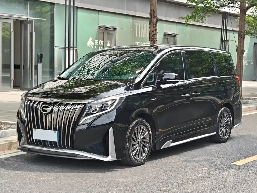 GAC Motor Trumpchi M8 — фото 1