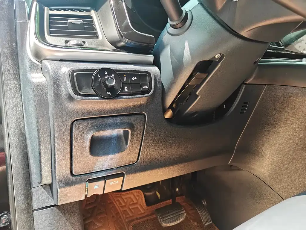 GAC Motor Trumpchi M8 — фото 9
