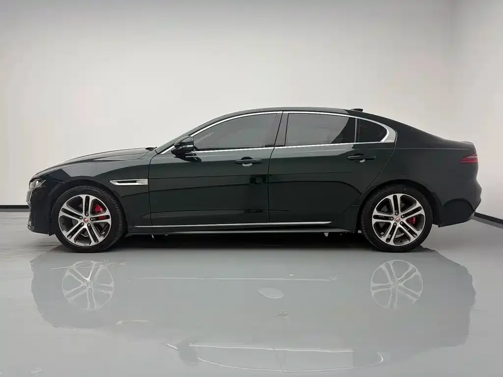 Jaguar XEL — фото 7