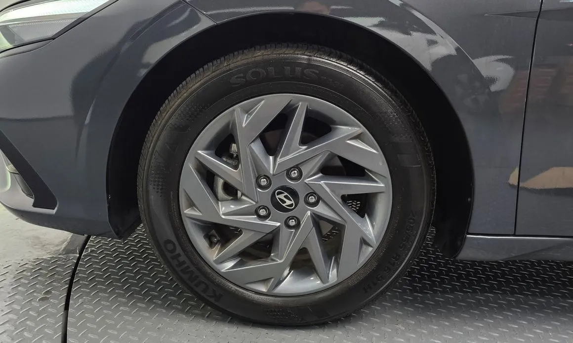 Hyundai AVANTE — фото 4