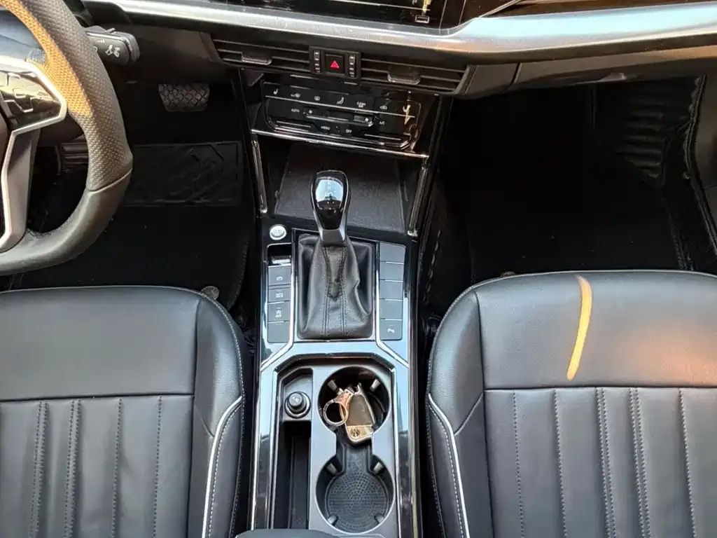 Volkswagen Passat — фото 6