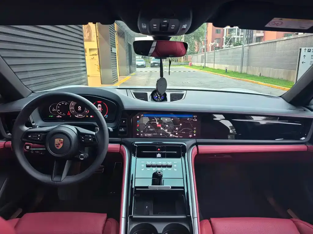 Porsche Panamera — фото 10