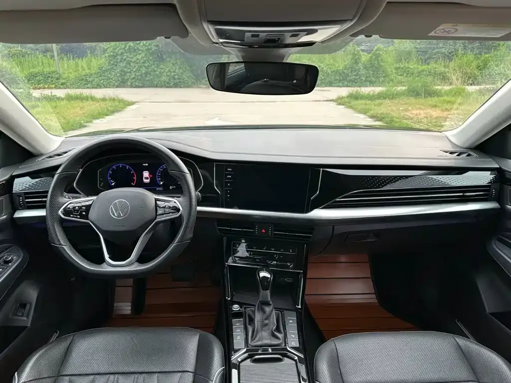 Volkswagen Passat — фото 2