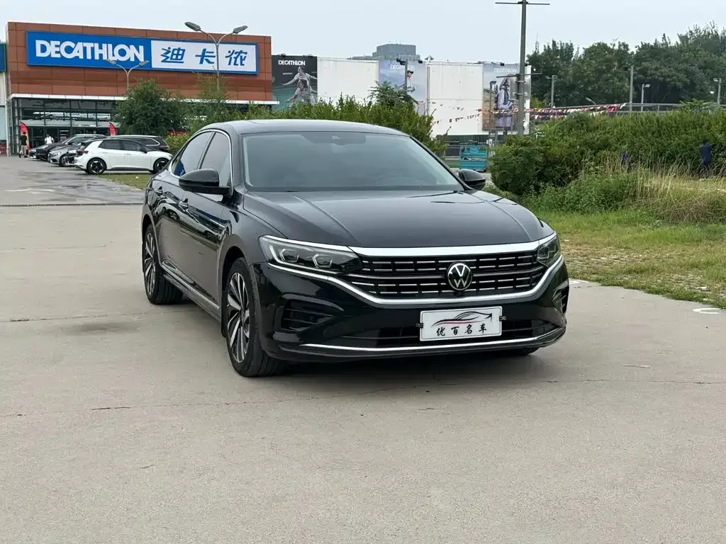 Volkswagen Passat — фото 4