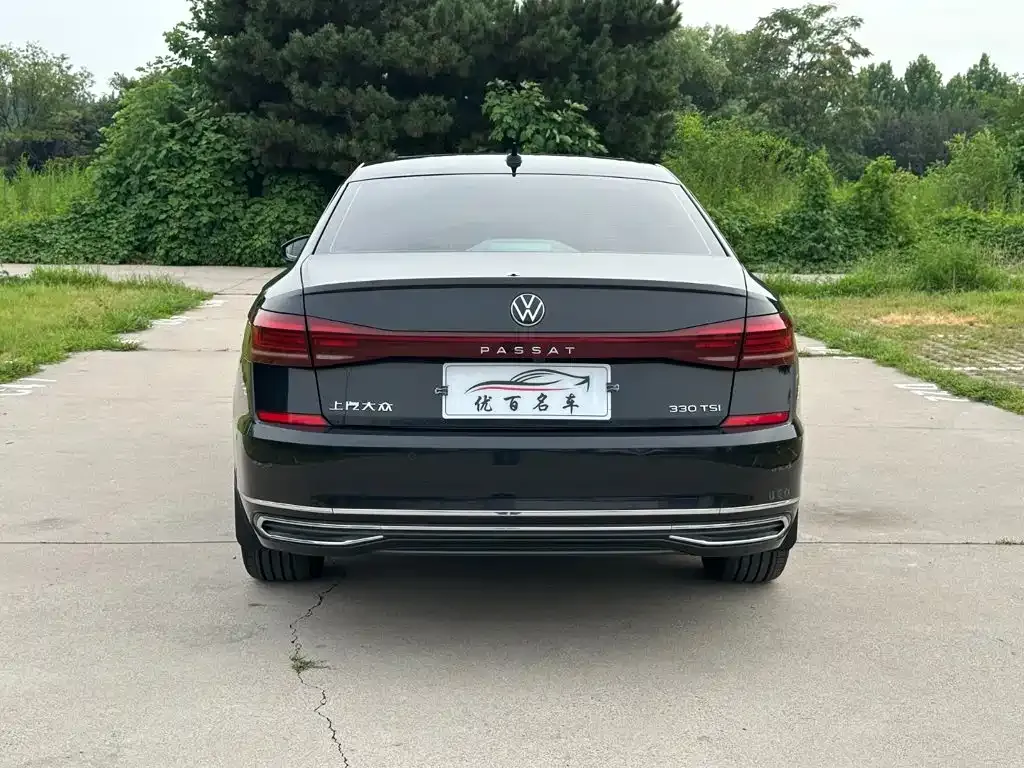 Volkswagen Passat — фото 6