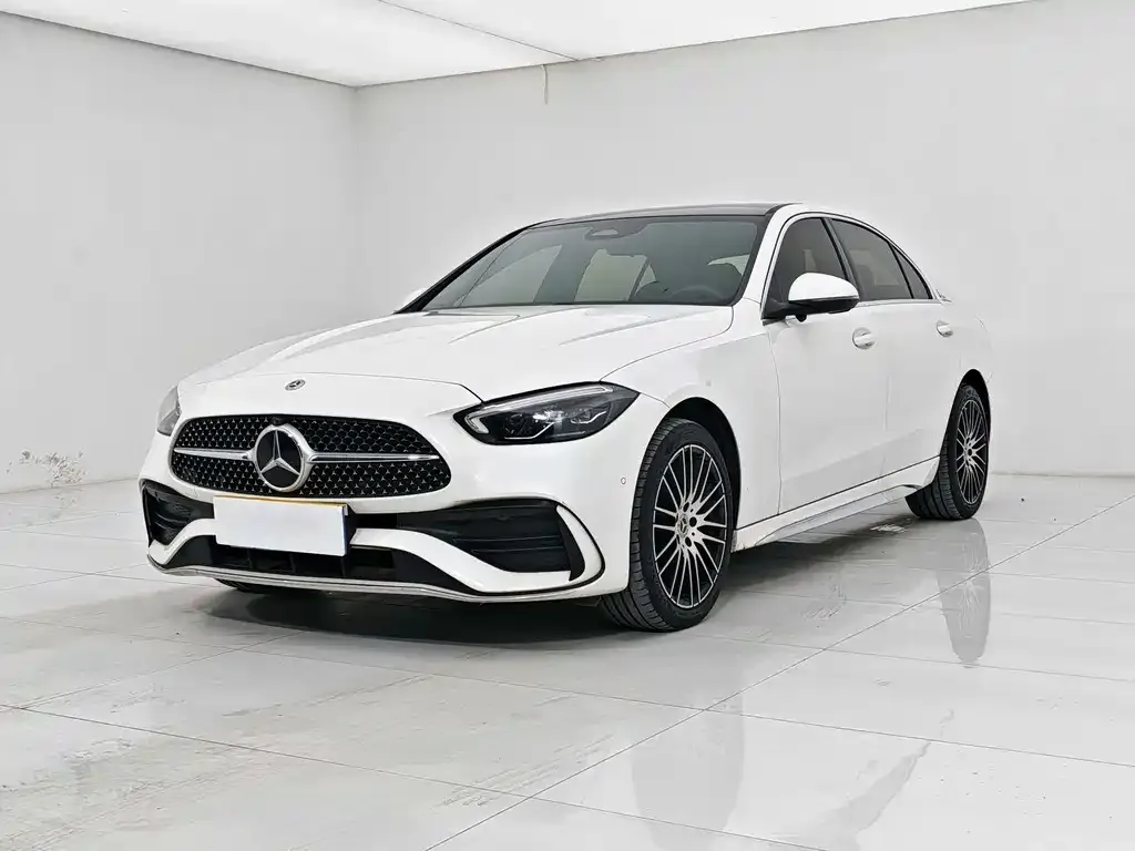 Mercedes-Benz C-Class — фото 1