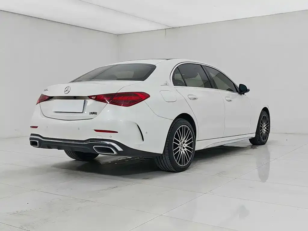 Mercedes-Benz C-Class — фото 10