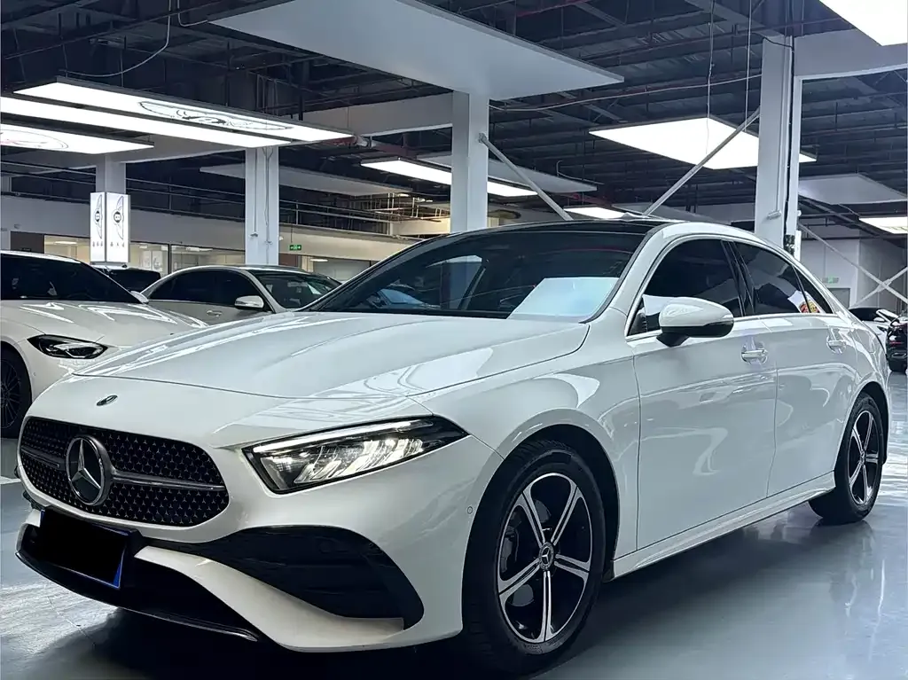 Mercedes-Benz A-Class — фото 1